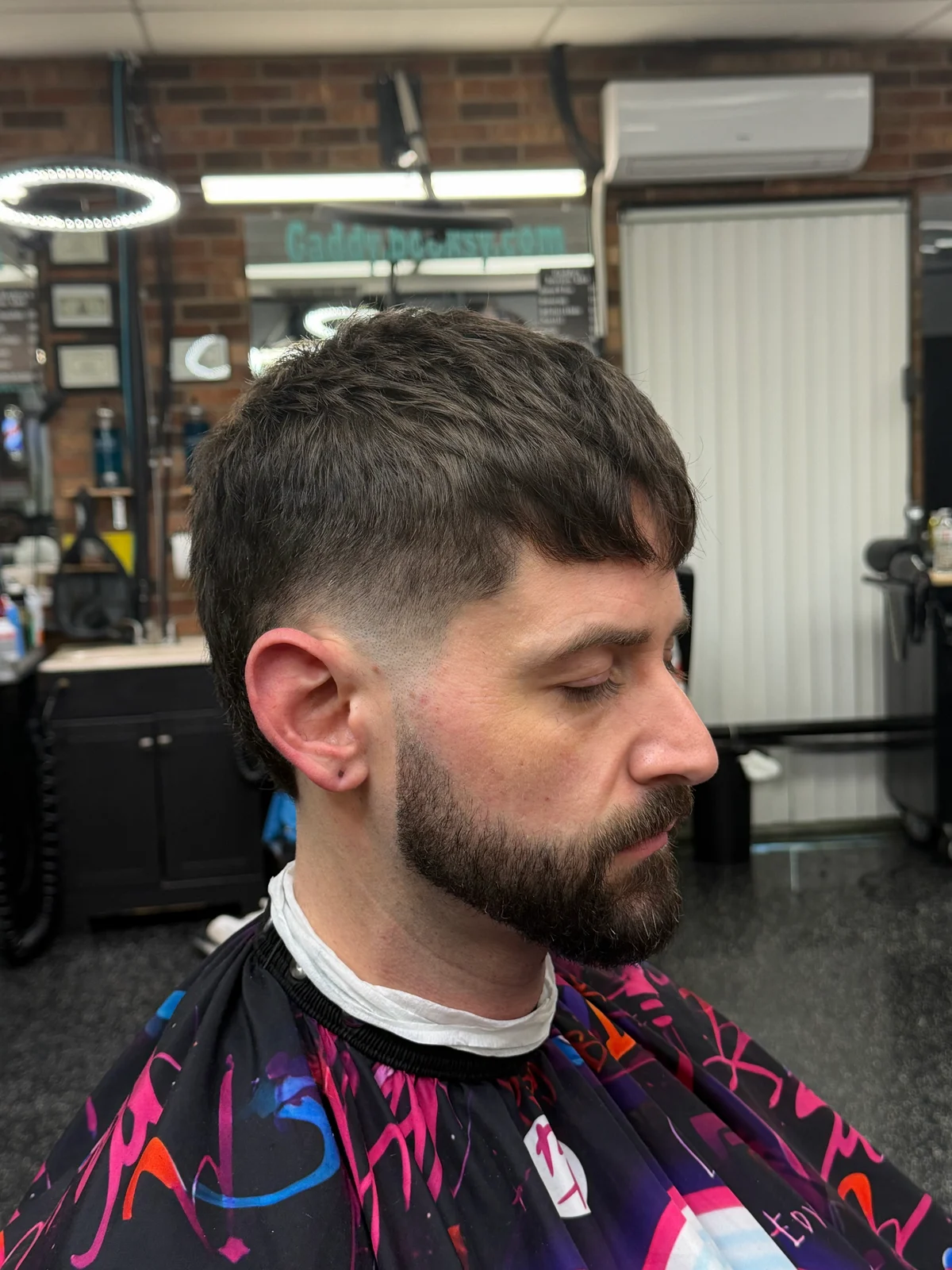 Textured cut & beard